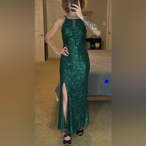 Nightway Emerald Green Sequin Evening Gown Size 6 | High Slit | Formal Dress